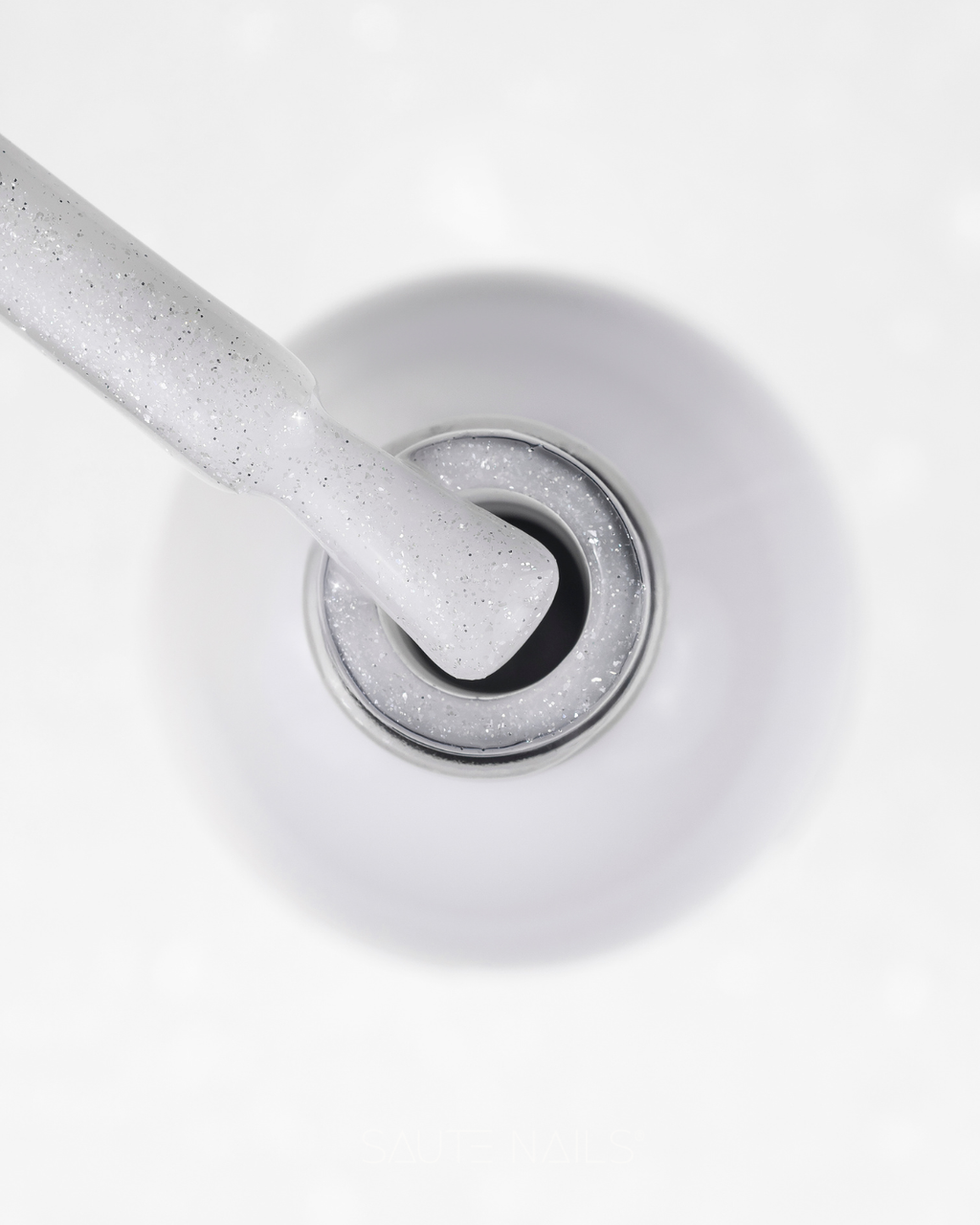 Saute Nails Luna Base Lumi – mleczna baza hybrydowa z drobinką 8 ml