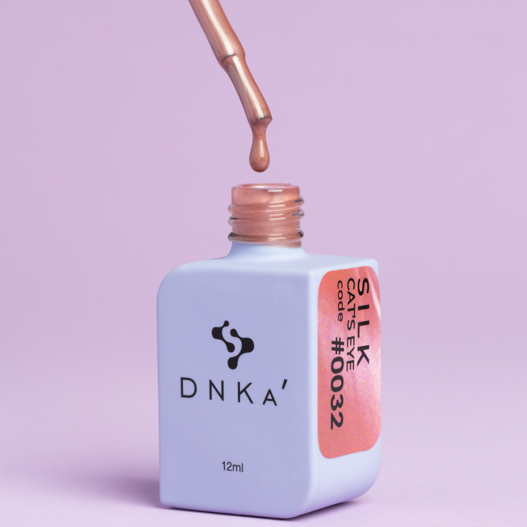 Lakier hybrydowy DNKa Cat Eye Silk 12 ml 0032